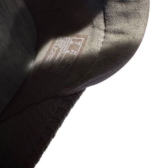 Clarks Adella CloudSteppers Womens Slip On Comfort Sneaker Shoe Tan Gray 9.5 - Picture 11 of 11